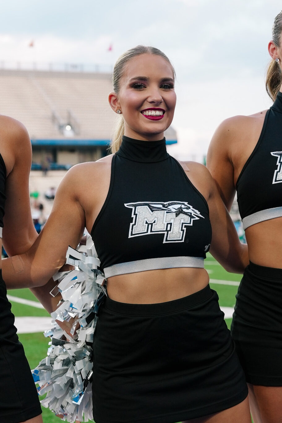 cheerleader