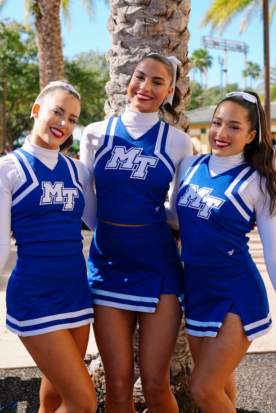 cheerleader